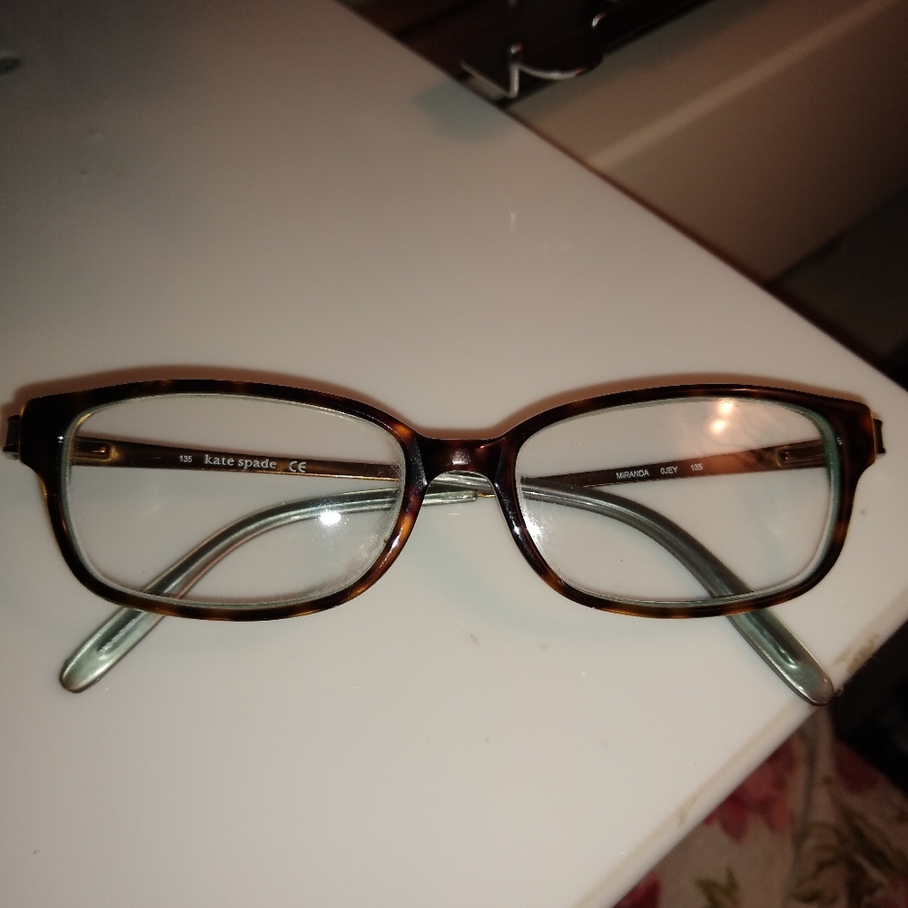 Eye glasses